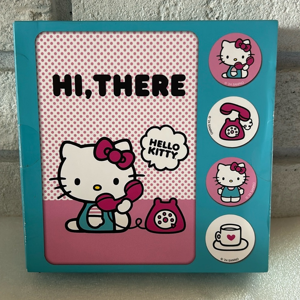 Hello Kitty Note Card Set - Picture 1 of 4